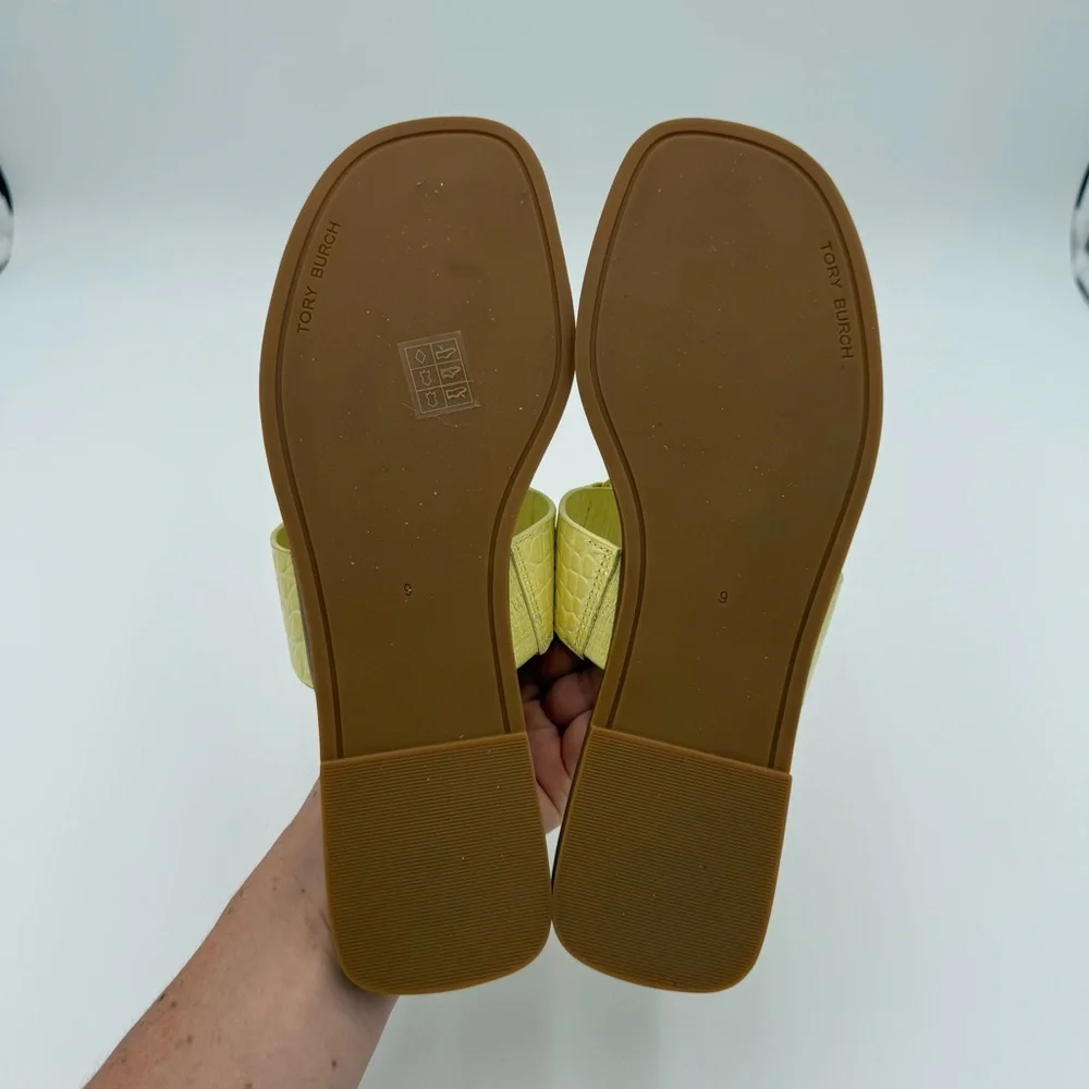 Tory Burch Georgia Leather Croc Embossed Thong Flip Flop Sandals Casual 9‎ NWOT